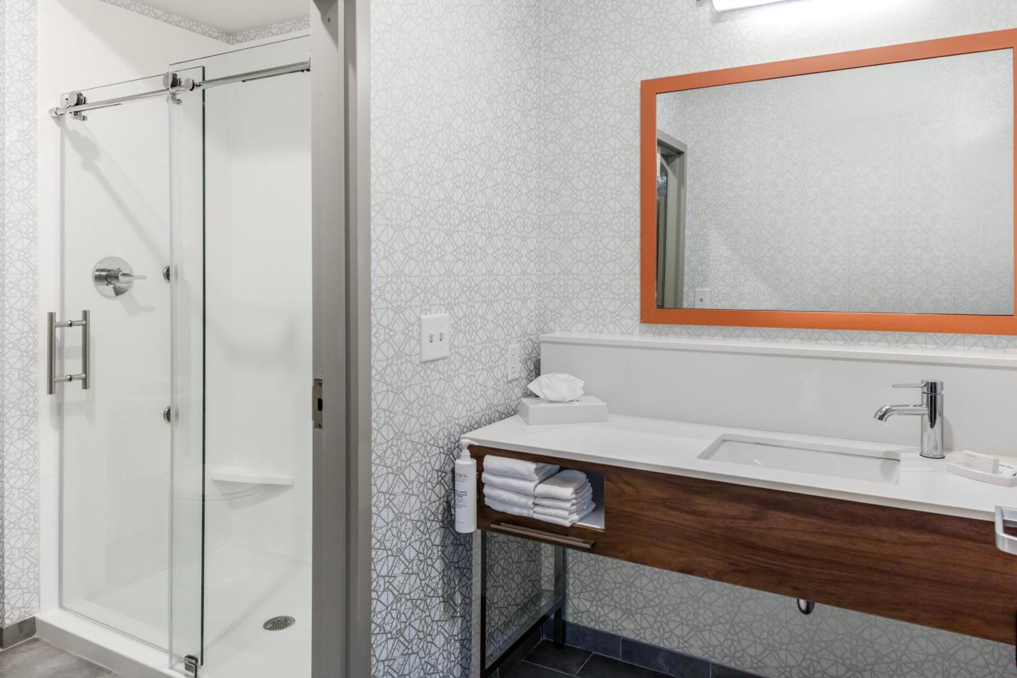 Hampton Inn & Suites Indianapolis West Speedway ภายนอก รูปภาพ